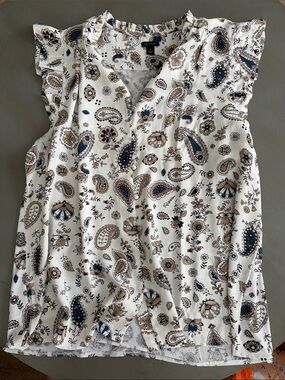 Ann Taylor White Paisley Cap-Sleeve Blouse with Navy and Tan Accents